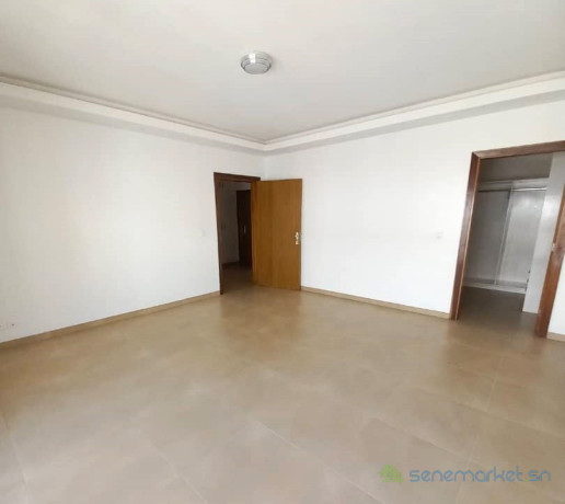 almadies-appartement-a-louer-residence-a-alain-ndiaye-big-1