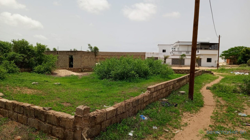 terrain-de-300-metres-carres-a-vendre-senegal-big-2