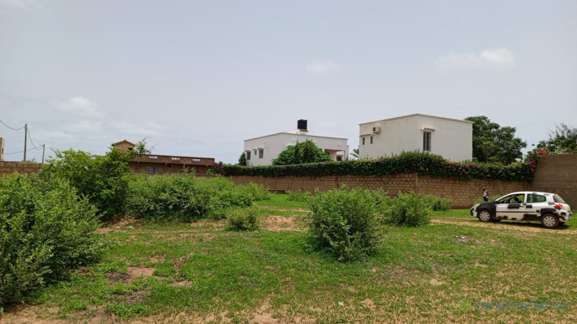 terrain-de-300-metres-carres-a-vendre-senegal-big-0