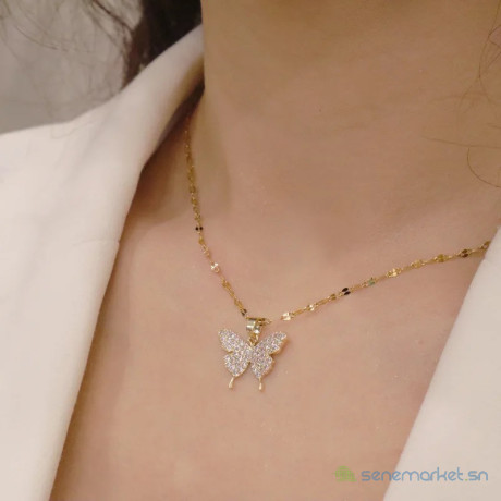 collier-en-papillon-big-0