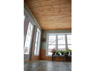 Faux plafond en bois