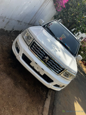 a-louer-pick-up-peugeot-manuel-en-tres-bon-etat-big-0