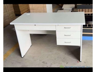 Tables de bureau simples S23