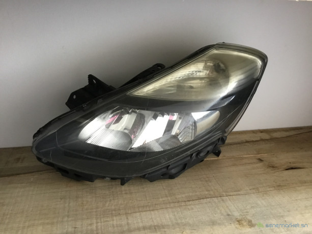 renault-clio-3-phase-2-phare-avant-gauche-big-0