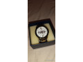 montre-tommy-hilfiger-gold-water-proof-small-1