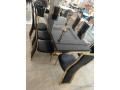 tables-a-manger-de-6-et-8-chaises-small-0