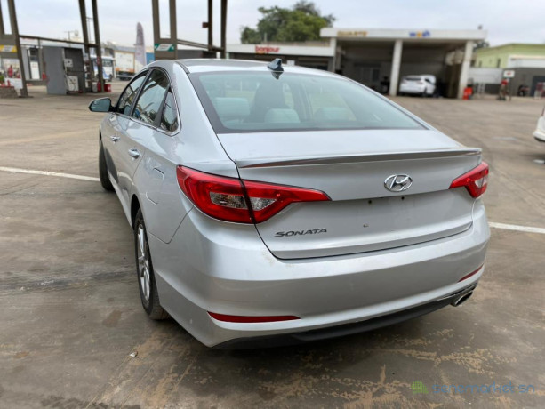 hyundai-sonata-2016-big-4