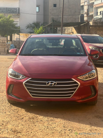 hyundai-elantra-2017-big-2