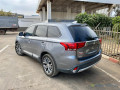 mitsubishi-outlander-2017-small-4