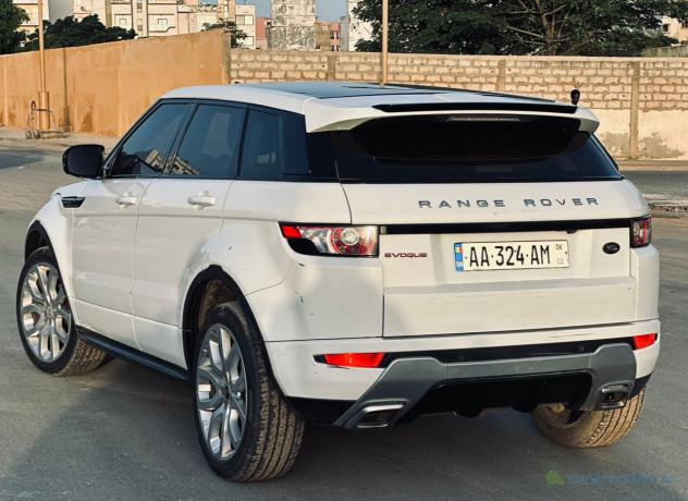 range-rover-evoque-2014-big-4