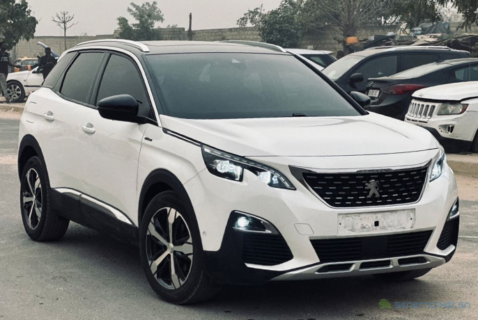 peugeot-3008-gt-line-2018-big-2