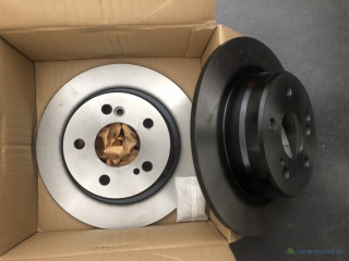 Mercedes SL, Mercedes 190 disques de frein arriere neuf