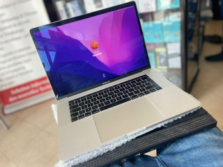 MacBook Pro Touch Bar 2019