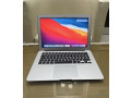 macbook-air-2017-core-i5-small-0