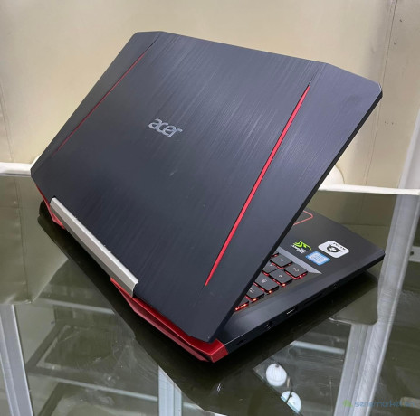 acer-aspire-vx5-gamer-core-i7-7th-gen-big-2