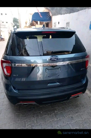 ford-explorer-limited-big-1